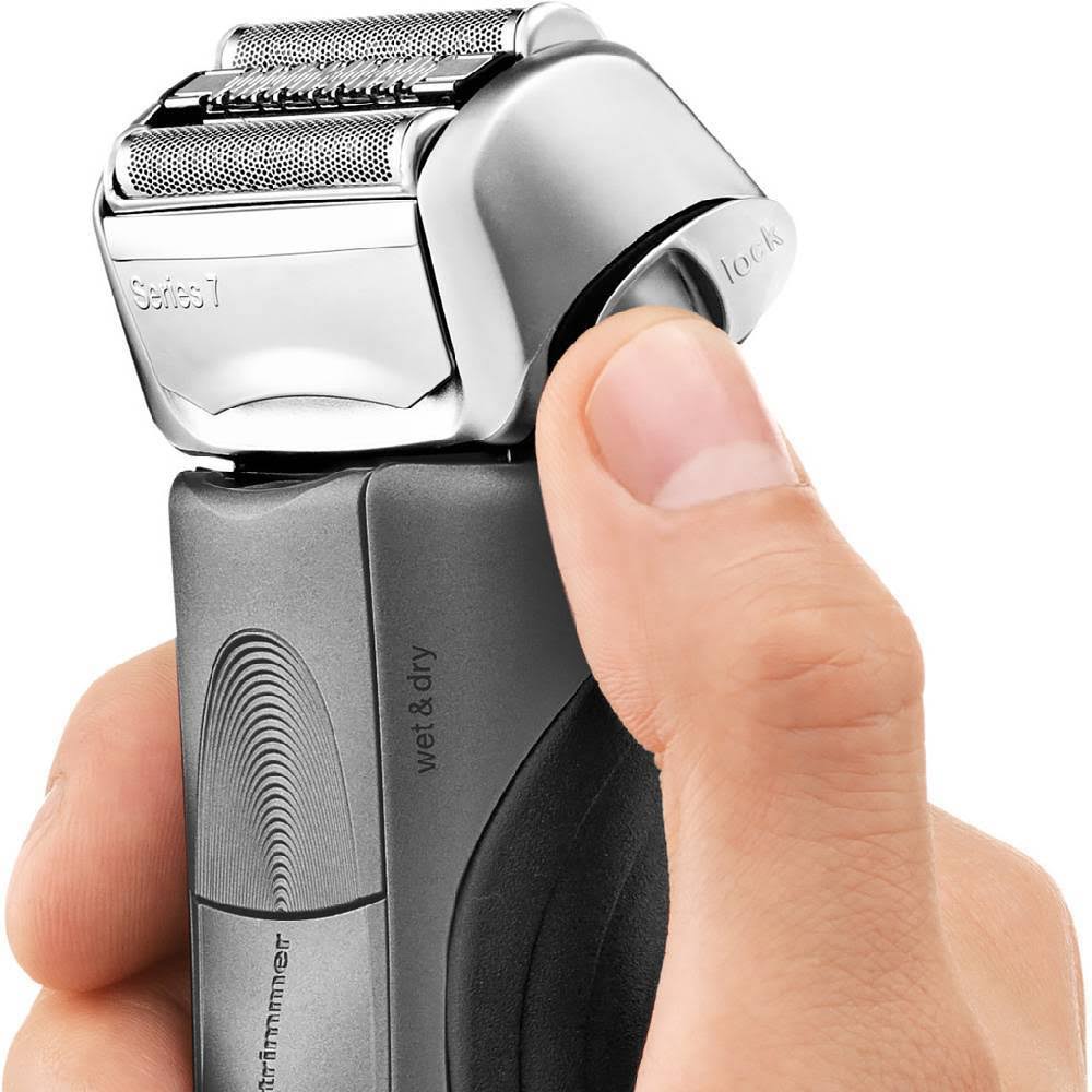 Series 7 Wet & Dry Electric Razor A9432