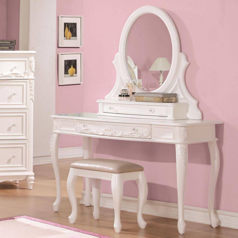 White Vanity Desk C635