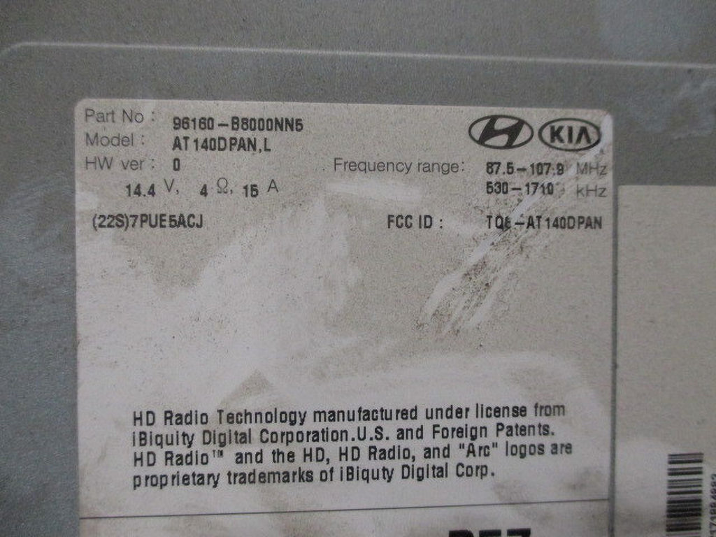AM FM Radio Receiver with Display Q62358