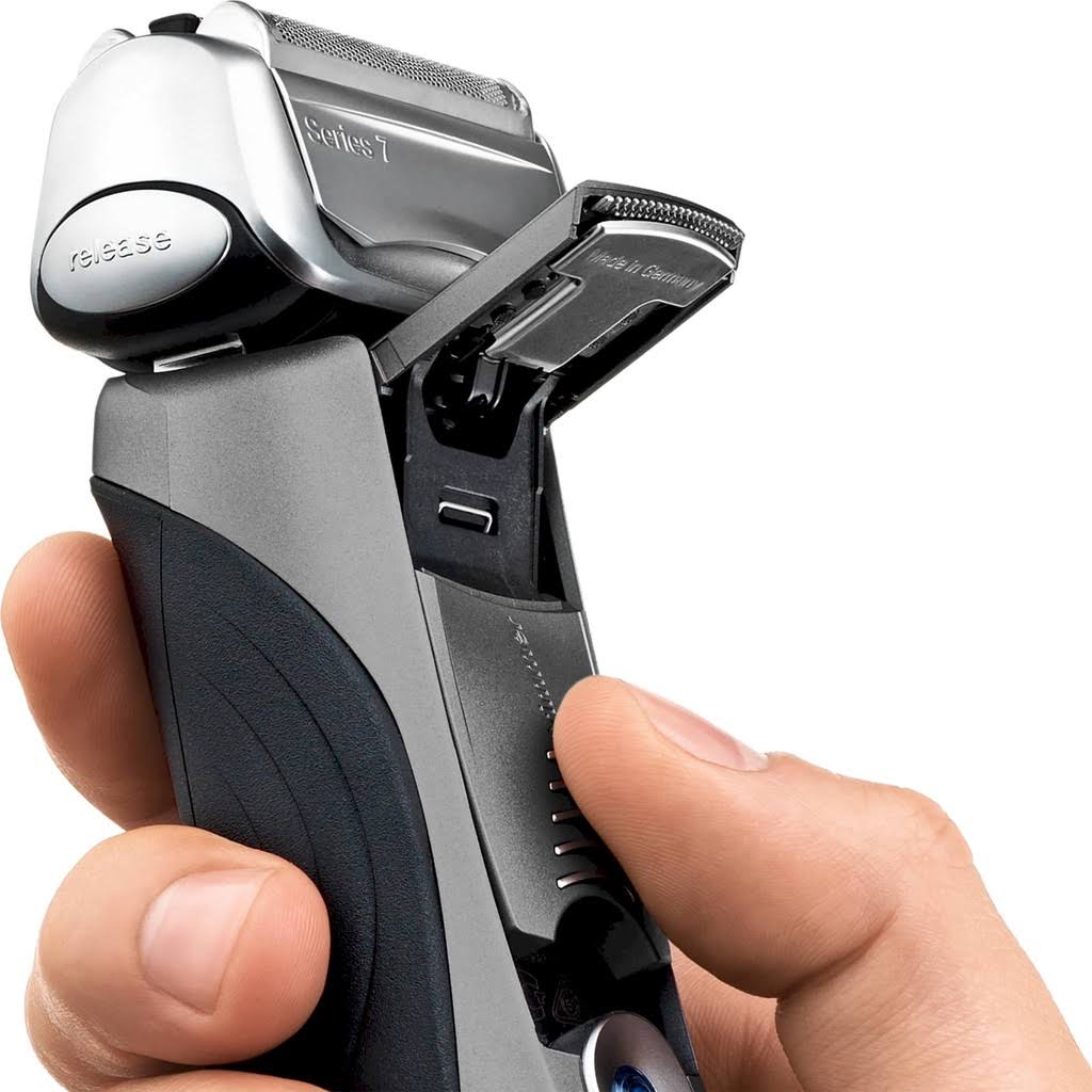 Series 7 Wet & Dry Electric Razor A9432