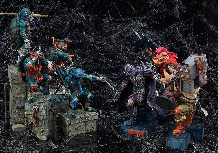 Rocksteady PVC Figure H109376