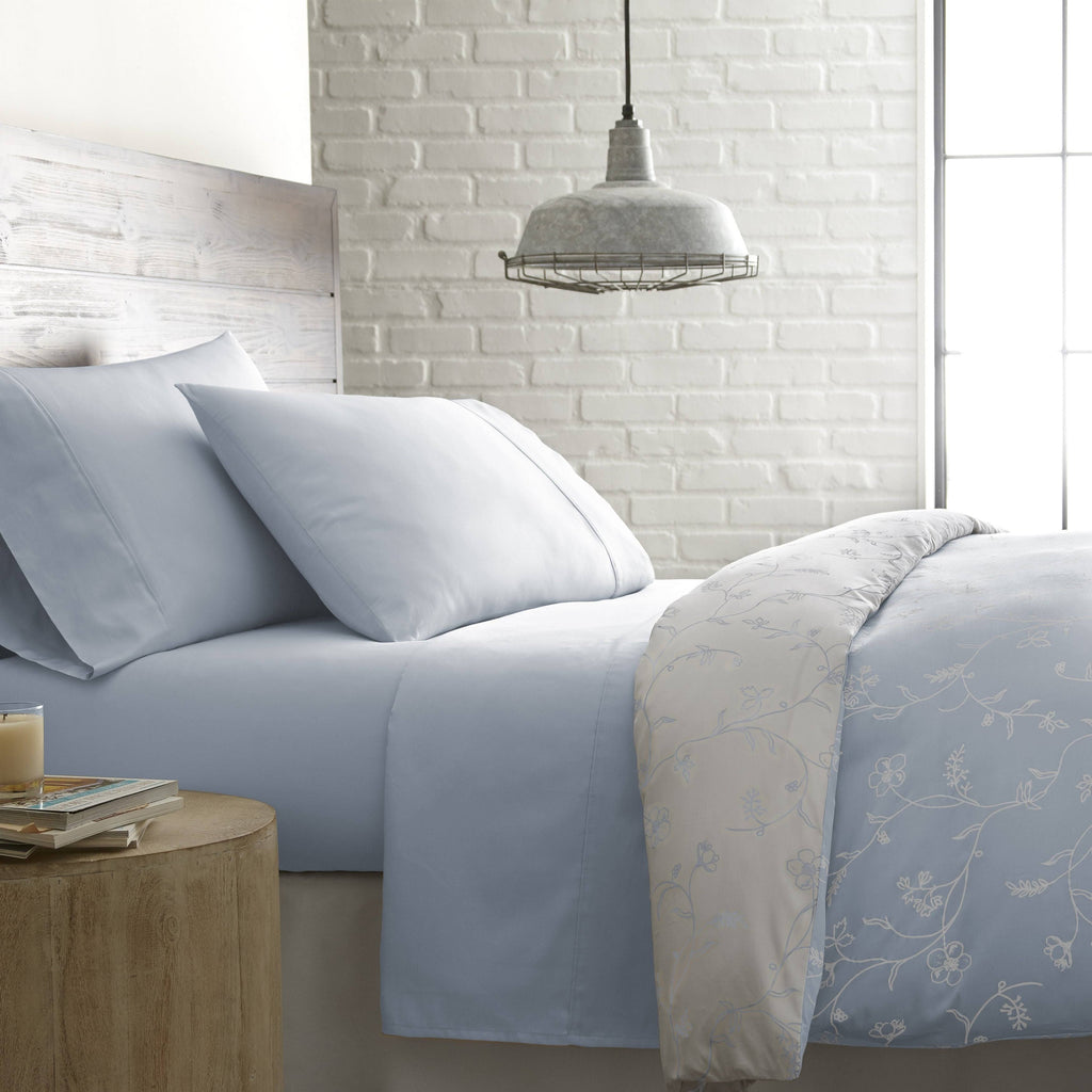 King Cotton Reversible Duvet Cover and Sham Set F983099