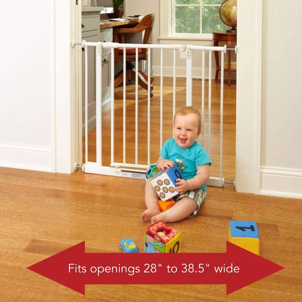 Easy-Close 28-38.5x22 Child or Pet Safety Gate + 10.5x22 Gate Extension D686085