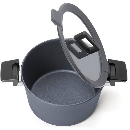 8 qt Stockpot with Lid & Silicone Insert Z7934