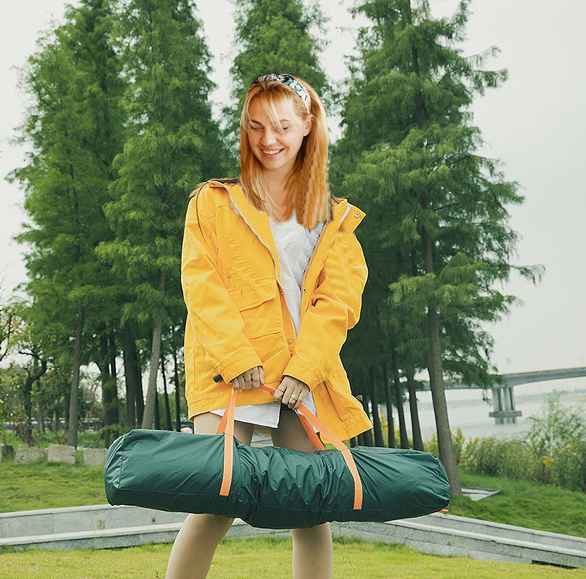 3/4 Person Waterproof Dome Tent with Carry Bag C594580