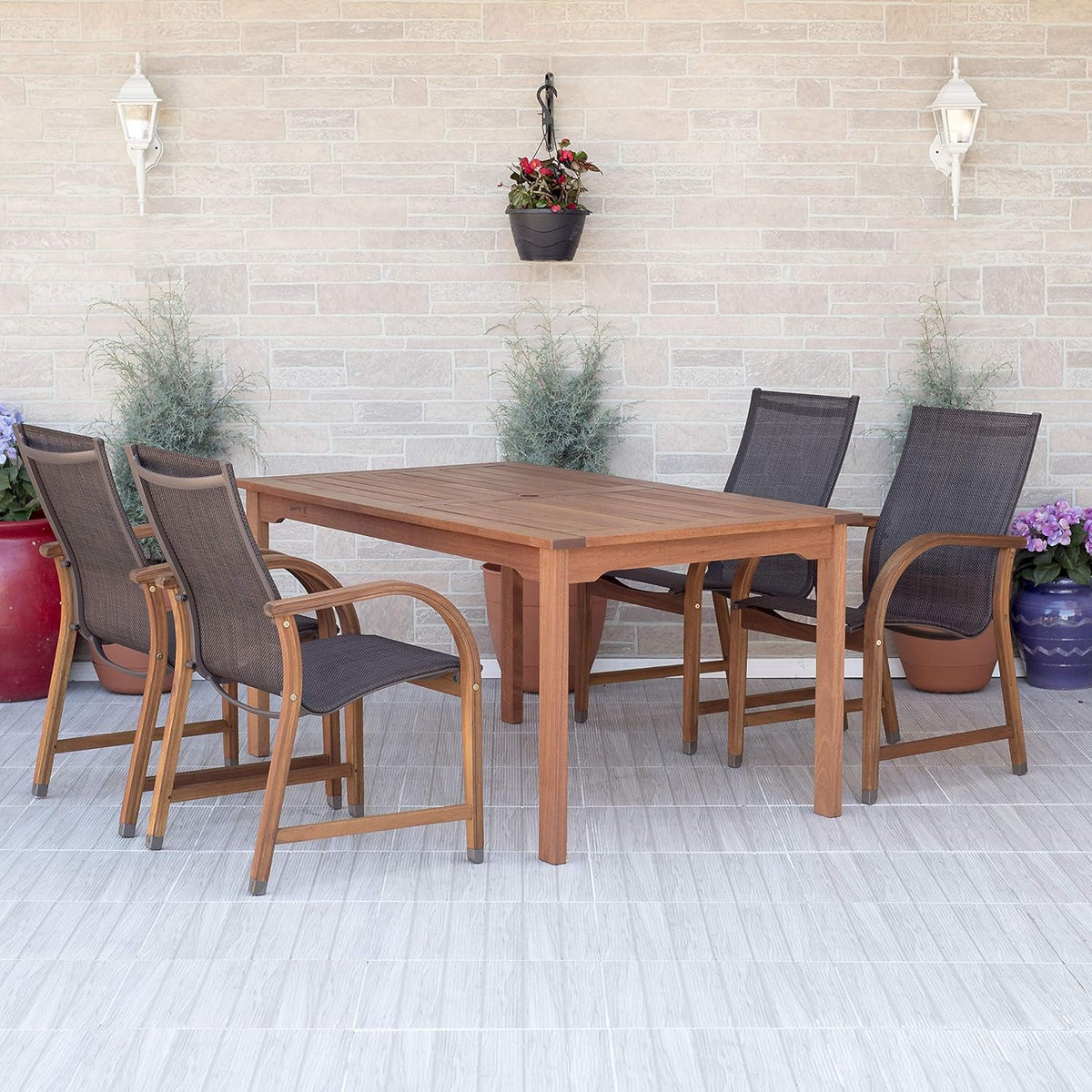 5-Piece Eucalyptus Round Dining Set B662811