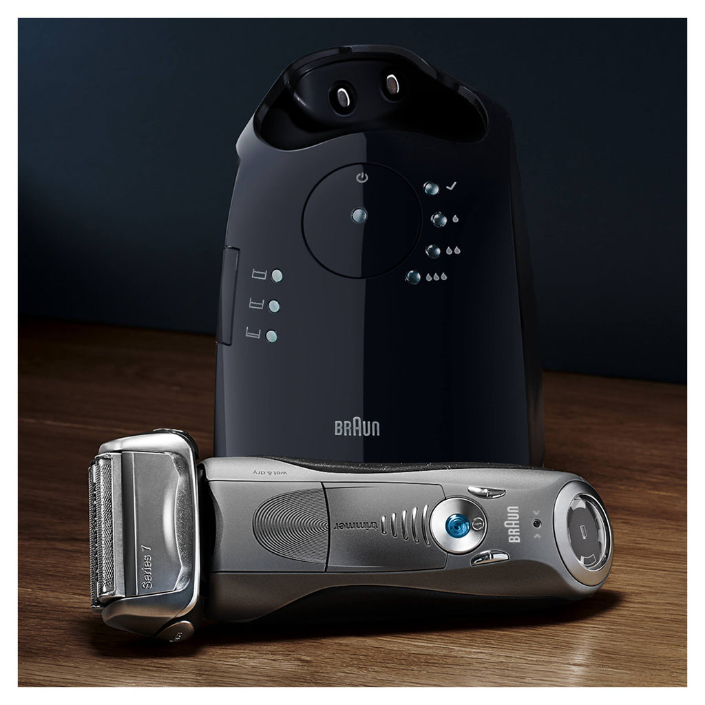 Series 7 Wet & Dry Electric Razor A9432