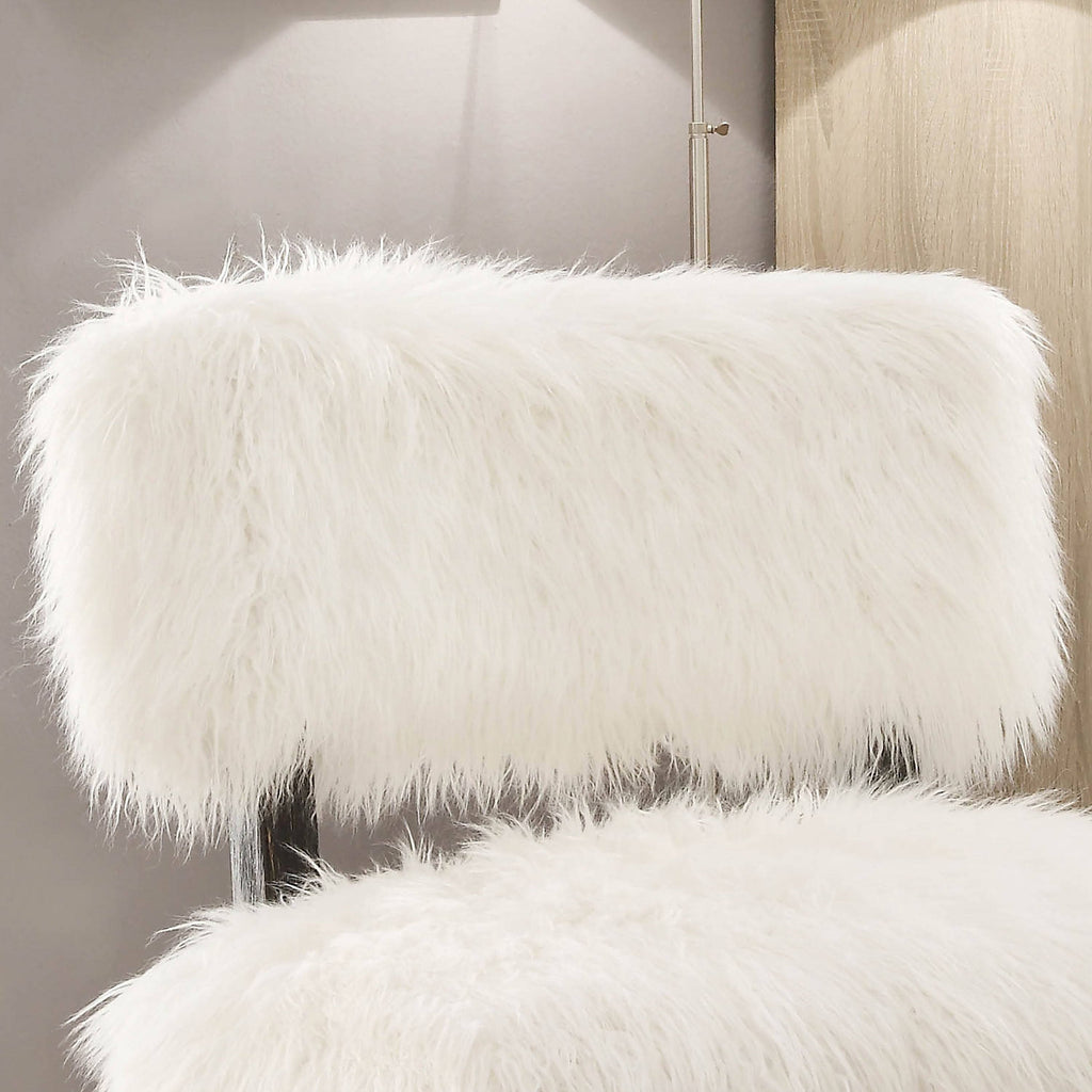 White Faux Fur Accent Chair Y97399