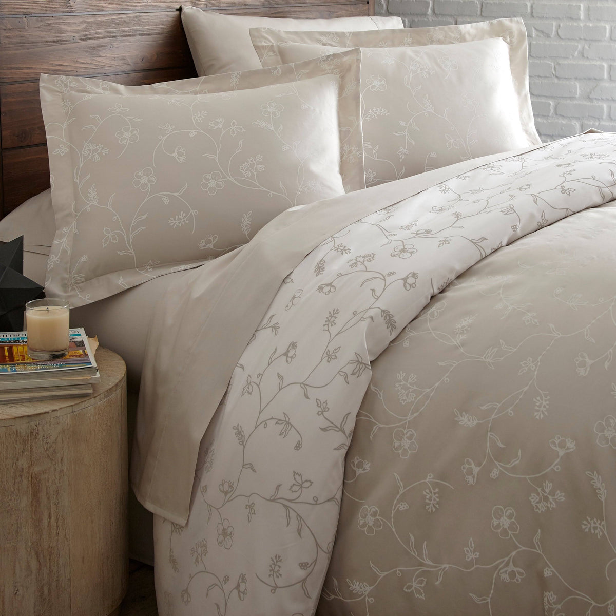 King Cotton Reversible Duvet Cover and Sham Set F983099